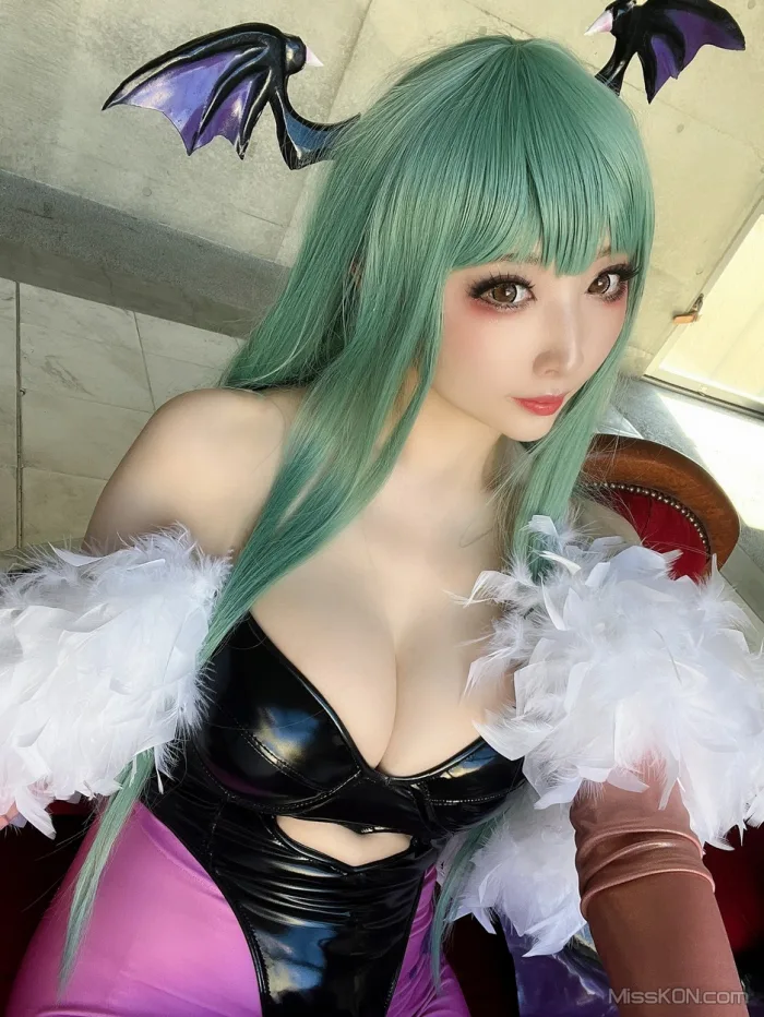 Coser@Reku Momoiro (桃色れく)_ MORRIGAN AENSLAND