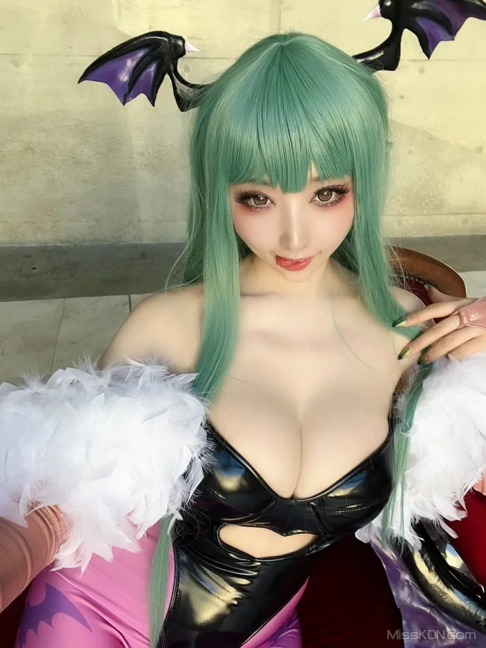 Coser@Reku Momoiro (桃色れく)_ MORRIGAN AENSLAND