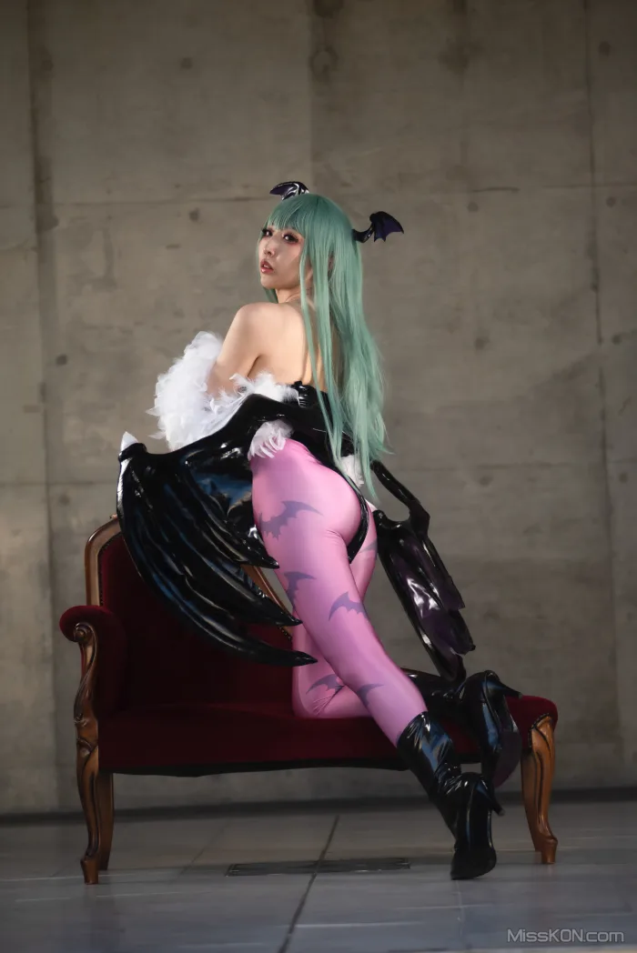 Coser@Reku Momoiro (桃色れく)_ MORRIGAN AENSLAND