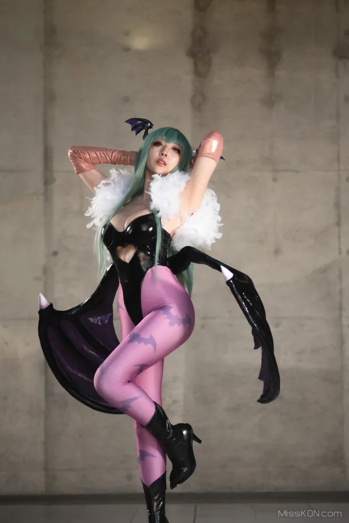 Coser@Reku Momoiro (桃色れく)_ MORRIGAN AENSLAND