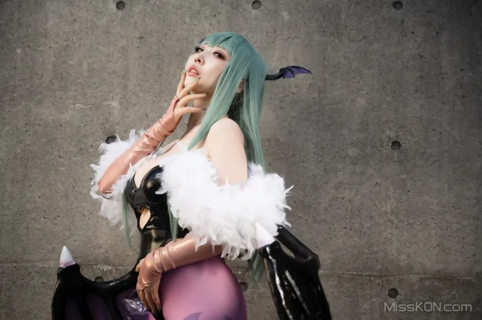 Coser@Reku Momoiro (桃色れく)_ MORRIGAN AENSLAND