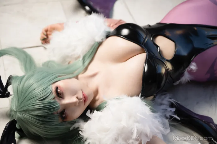 Coser@Reku Momoiro (桃色れく)_ MORRIGAN AENSLAND