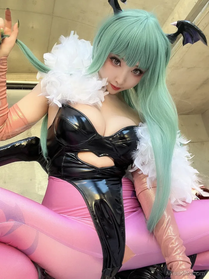 Coser@Reku Momoiro (桃色れく)_ MORRIGAN AENSLAND