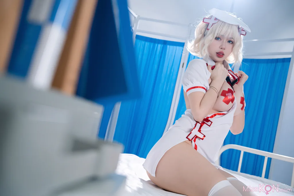 Coser@Tina很妖孽呀_ 白色护士妹妹