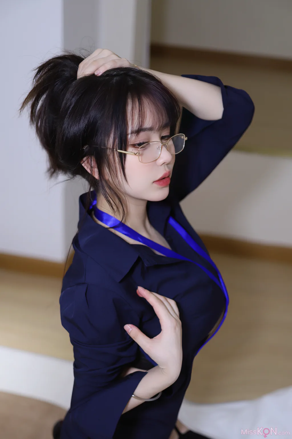 Coser@Tina很妖孽呀_ 职业装秘书