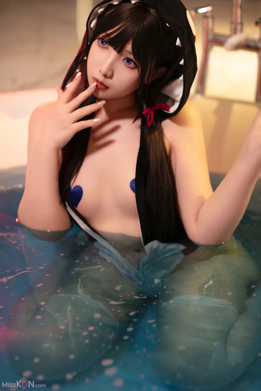 Coser@小和甜酒_ 虎鲸