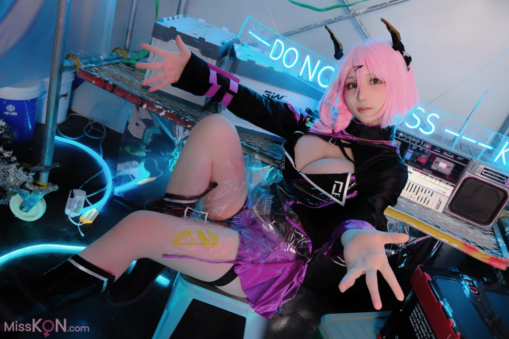 Coser@幼愛youmeko_ 泰丝 TESS Set [Erophone]