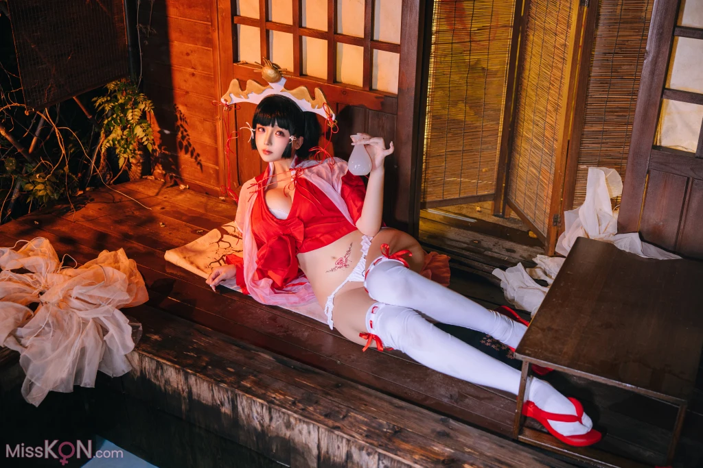 Coser@日奈娇_ 辉夜巫女