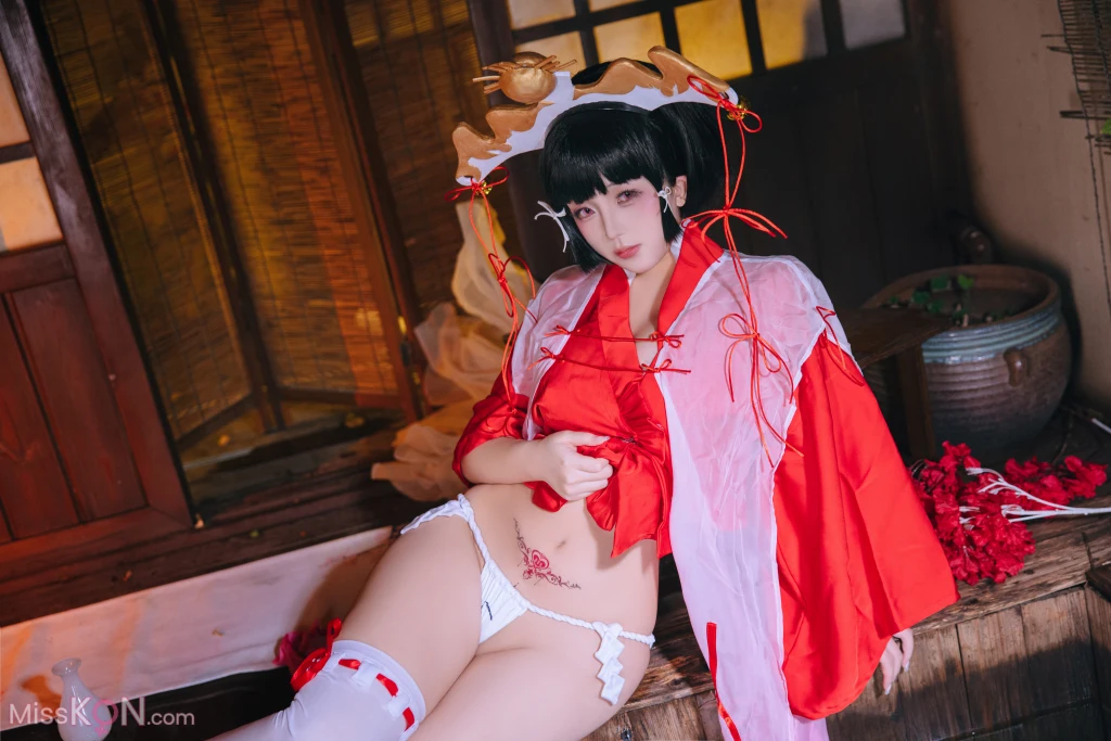 Coser@日奈娇_ 辉夜巫女