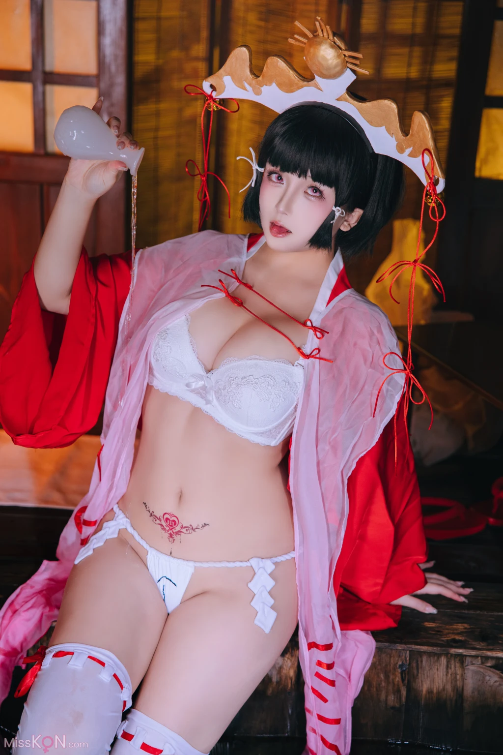 Coser@日奈娇_ 辉夜巫女