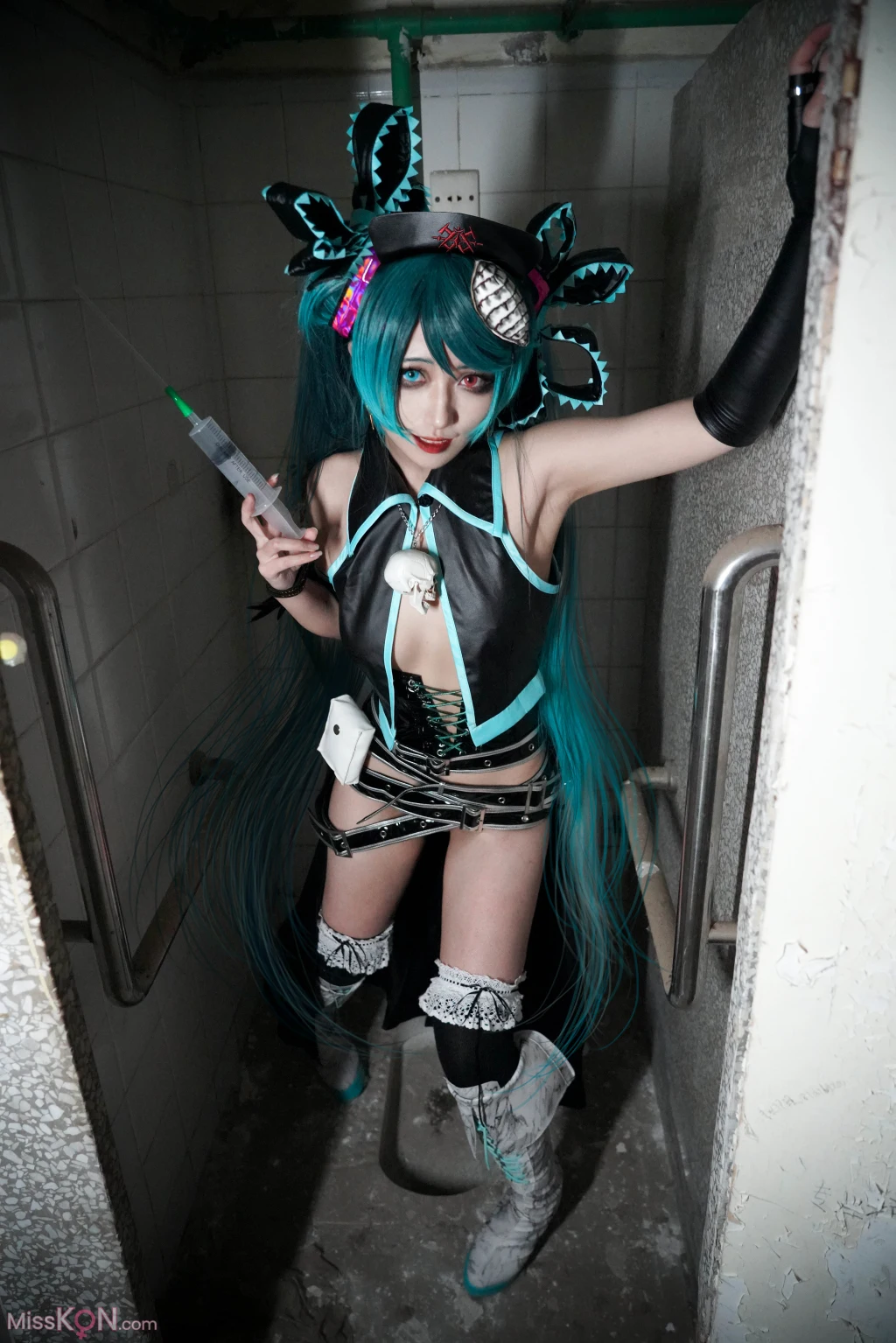 Coser@絞肉姬Walküre_ 骸音 囚人与纸飞机