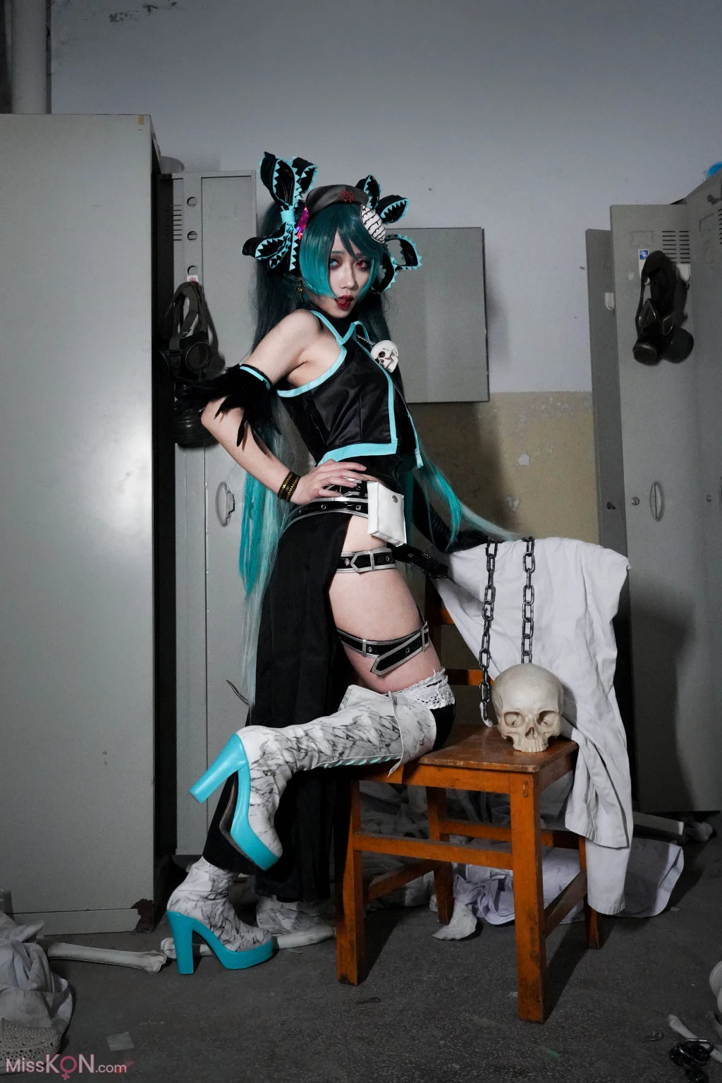 Coser@絞肉姬Walküre_ 骸音 囚人与纸飞机