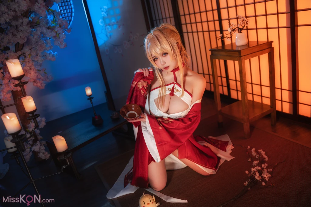 Coser@贞子蜜桃_ 碧蓝航线 新春光荣