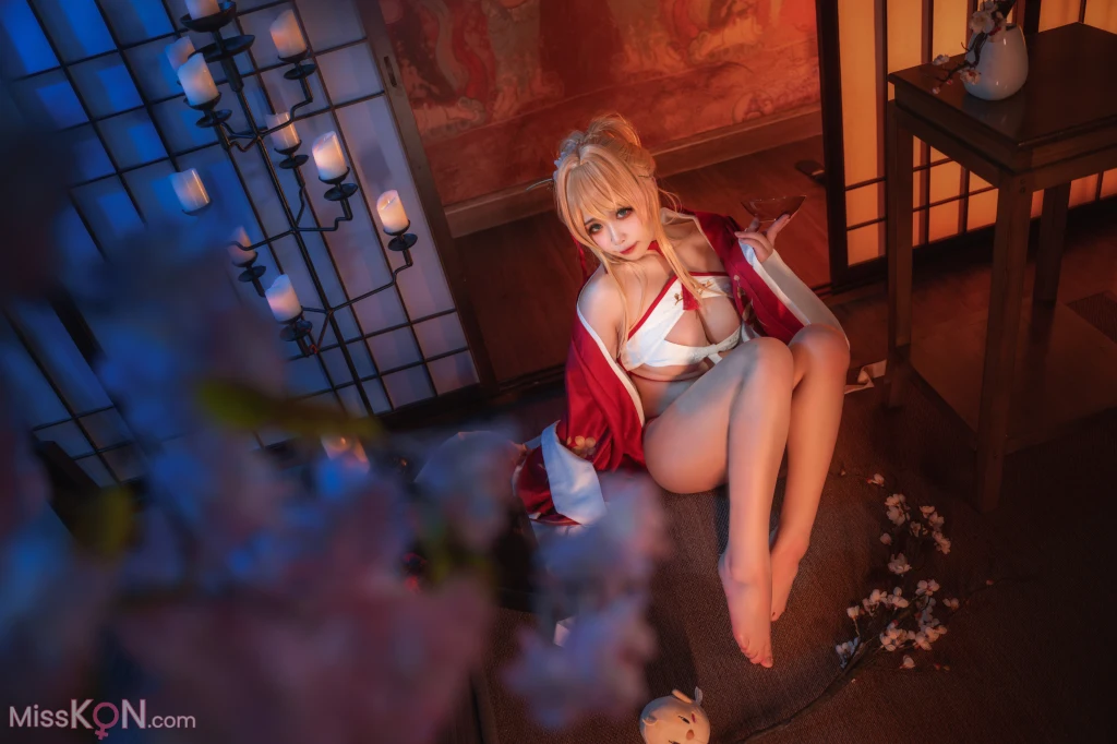 Coser@贞子蜜桃_ 碧蓝航线 新春光荣