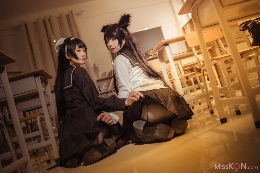 Coser@贞子蜜桃_ 碧蓝航线 爱宕高雄制服