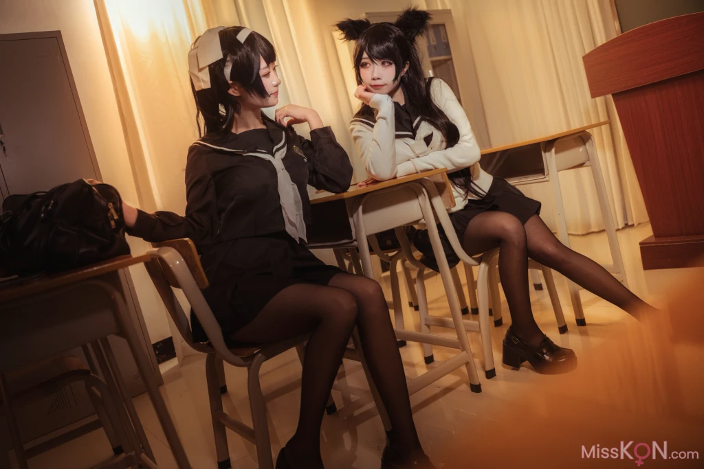 Coser@贞子蜜桃_ 碧蓝航线 爱宕高雄制服