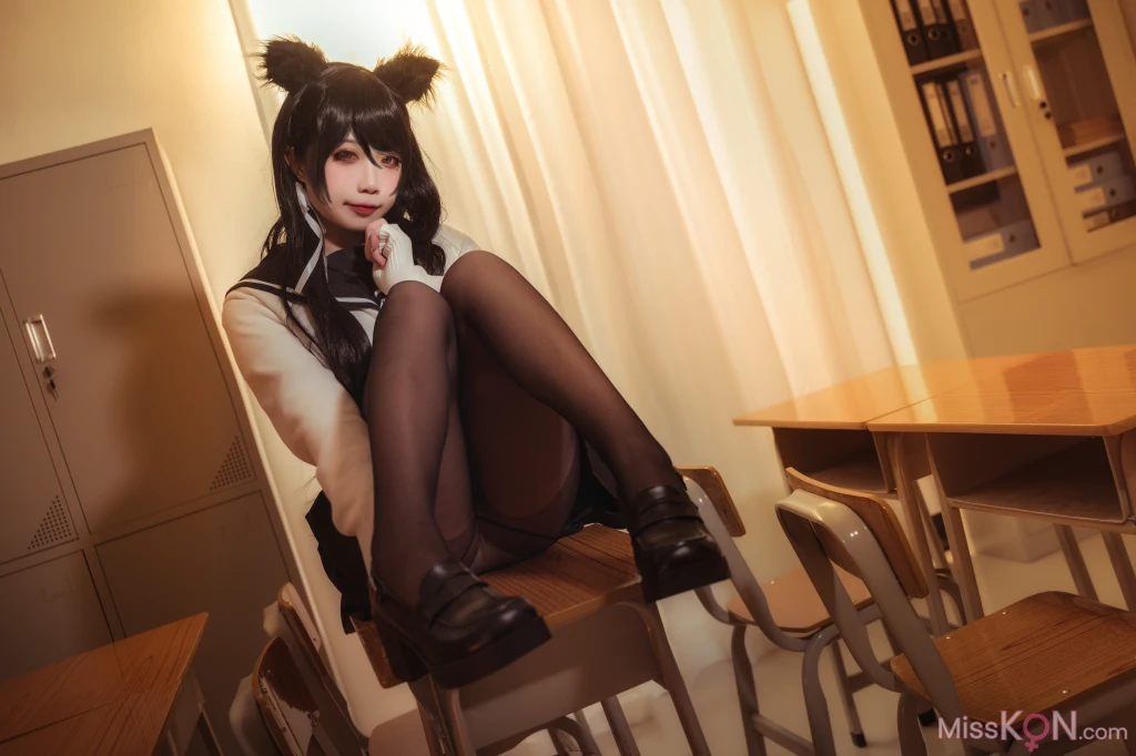 Coser@贞子蜜桃_ 碧蓝航线 爱宕高雄制服