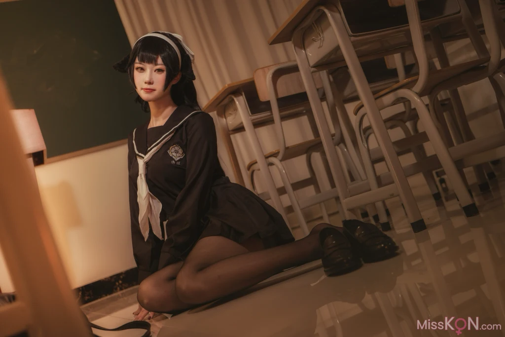 Coser@贞子蜜桃_ 碧蓝航线 爱宕高雄制服