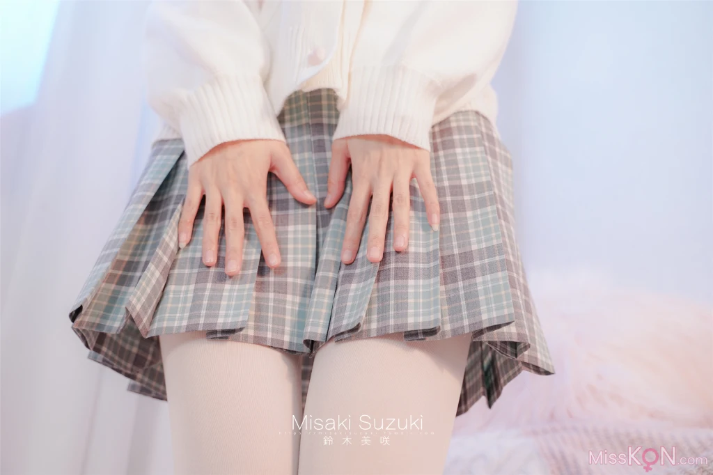 Coser@铃木美咲 (Misaki Suzuki)_ 白丝JK