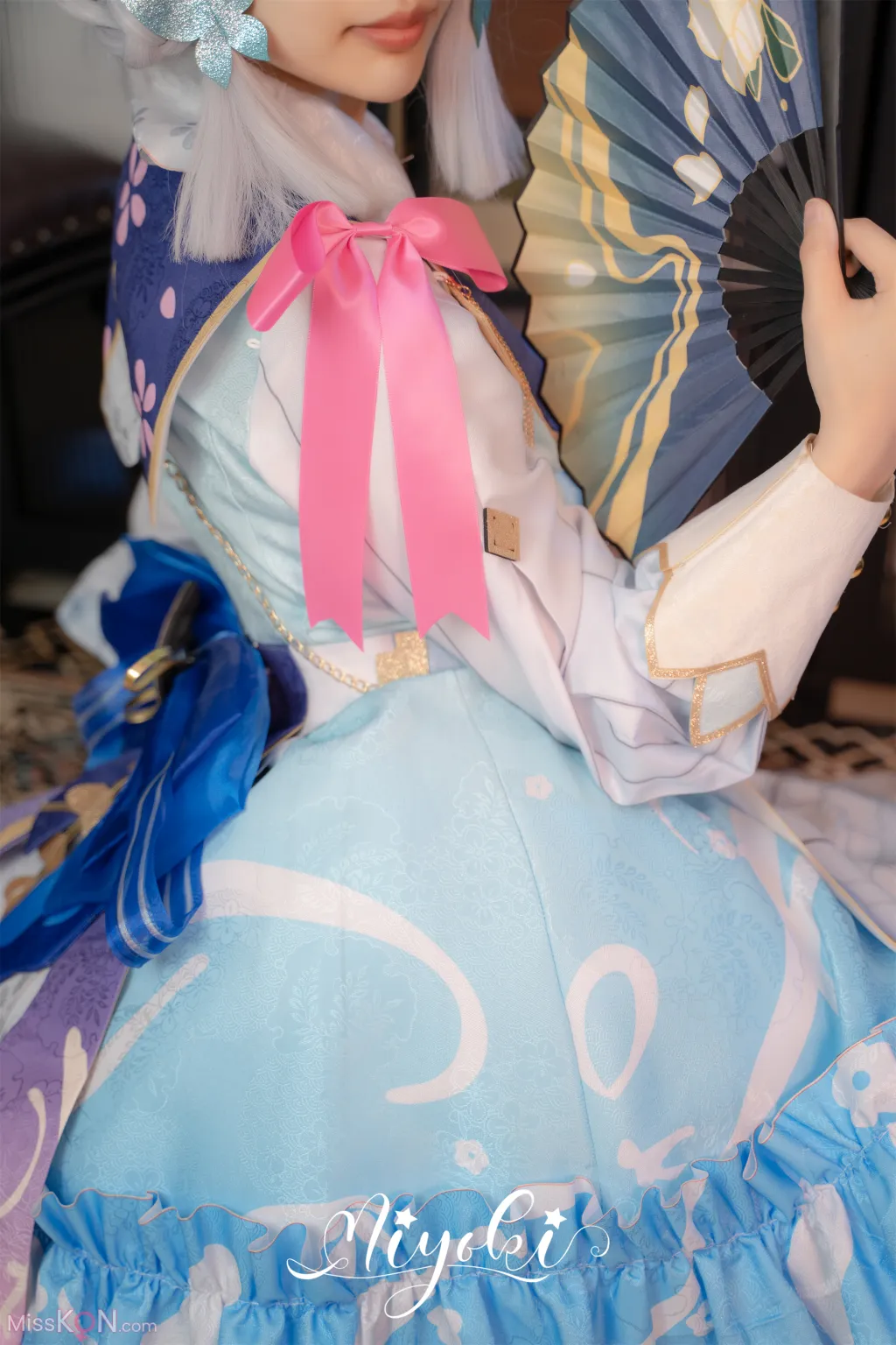 Coser@铃木美咲 (Misaki Suzuki)_ 神里绫华 花时来信，性感美腿 少女白丝 玲珑小脚榨精 清纯反差