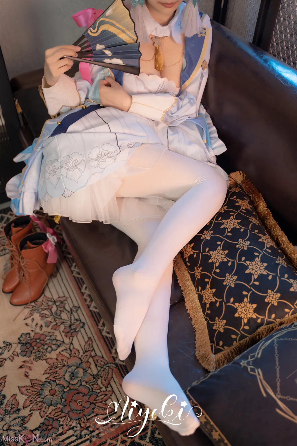 Coser@铃木美咲 (Misaki Suzuki)_ 神里绫华 花时来信，性感美腿 少女白丝 玲珑小脚榨精 清纯反差