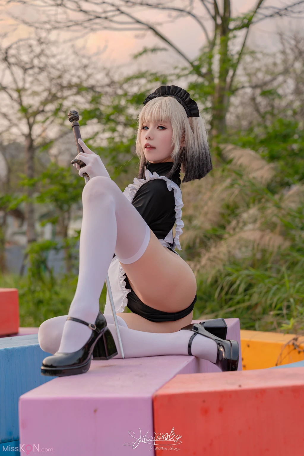 Coser@黏黏团子兔_ 10月作品 战斗女仆 动感光波