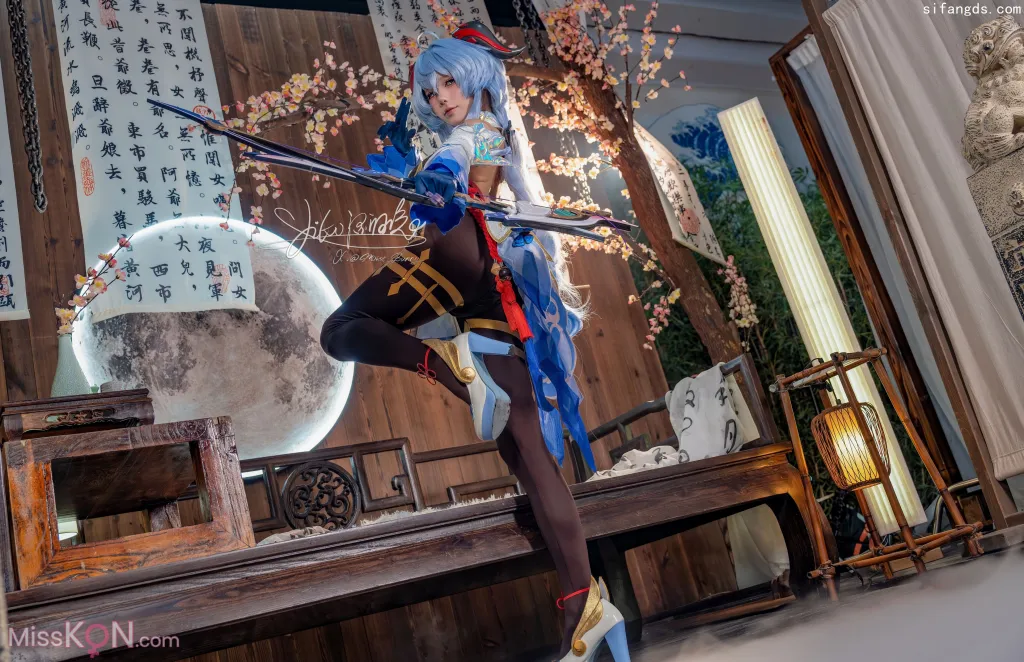 Coser@黏黏团子兔_ 11月作品『循循守月-甘雨』- SY