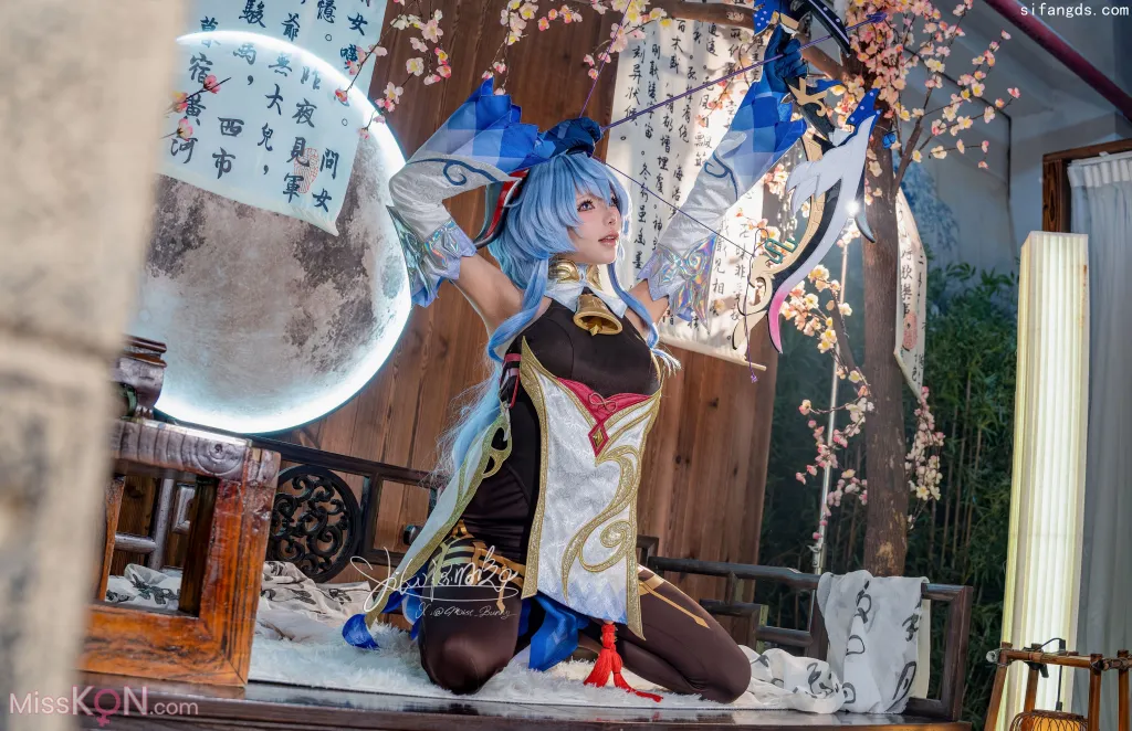 Coser@黏黏团子兔_ 11月作品『循循守月-甘雨』- SY