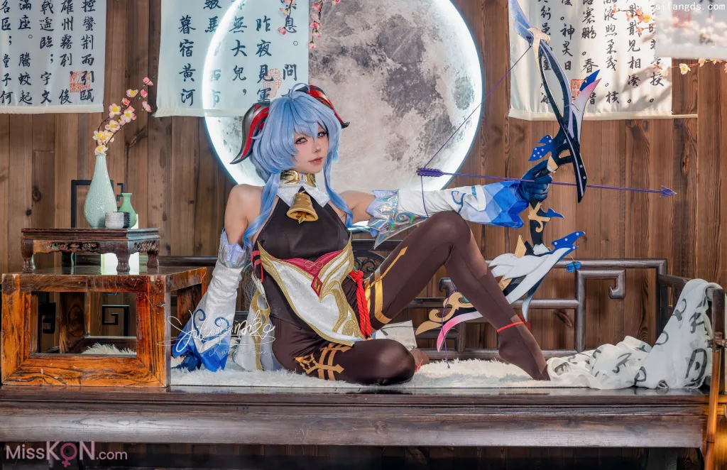 Coser@黏黏团子兔_ 11月作品『循循守月-甘雨』- SY