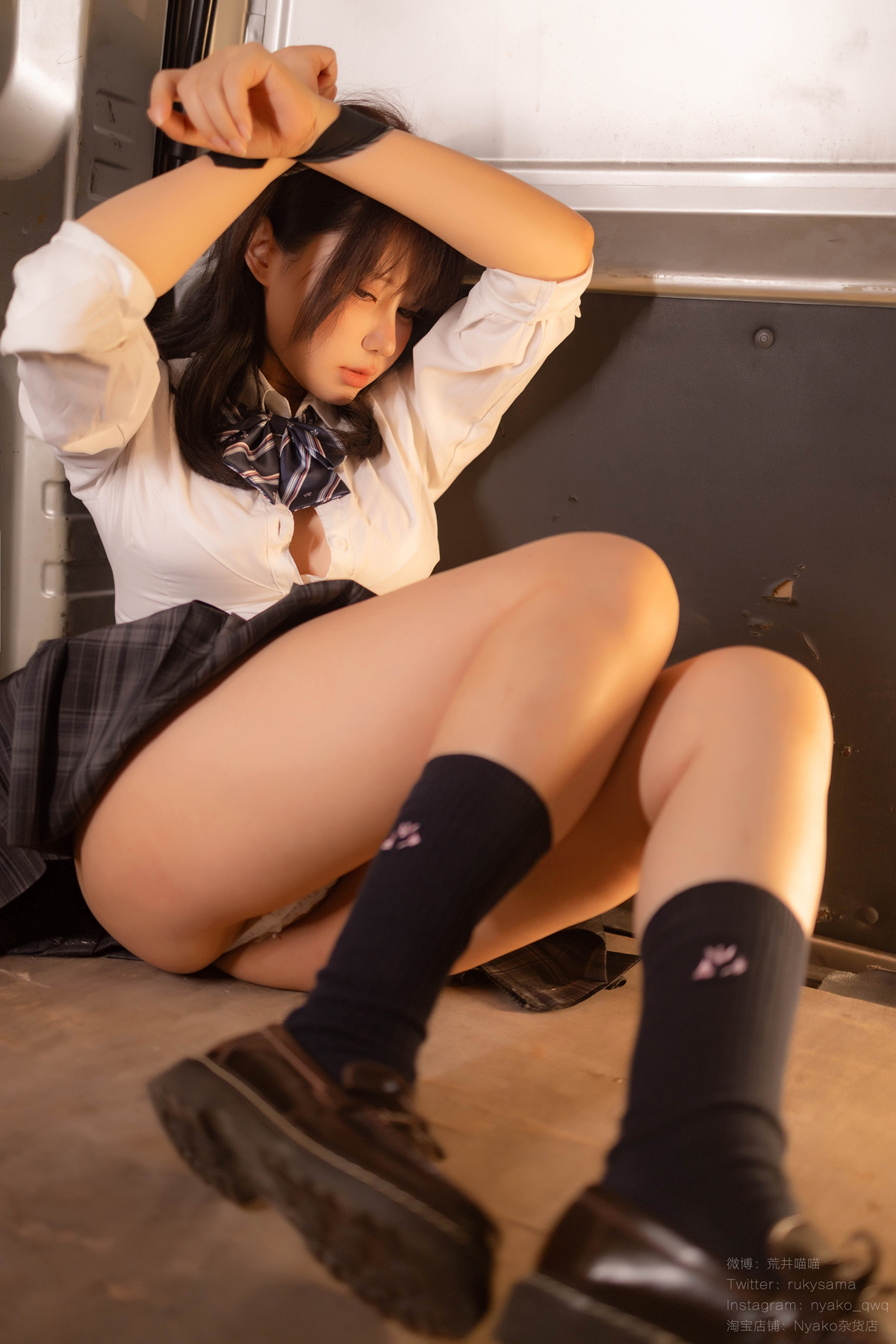 Cosplay Nyako喵子 诱拐本 Set.01