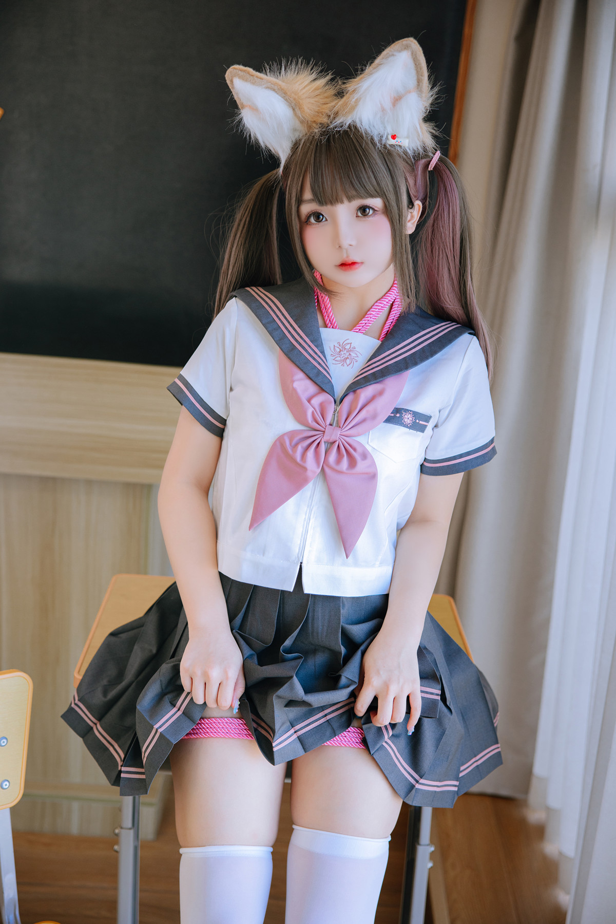 Cosplay Rinaijiao日奈娇 课桌捆绑 Set.01