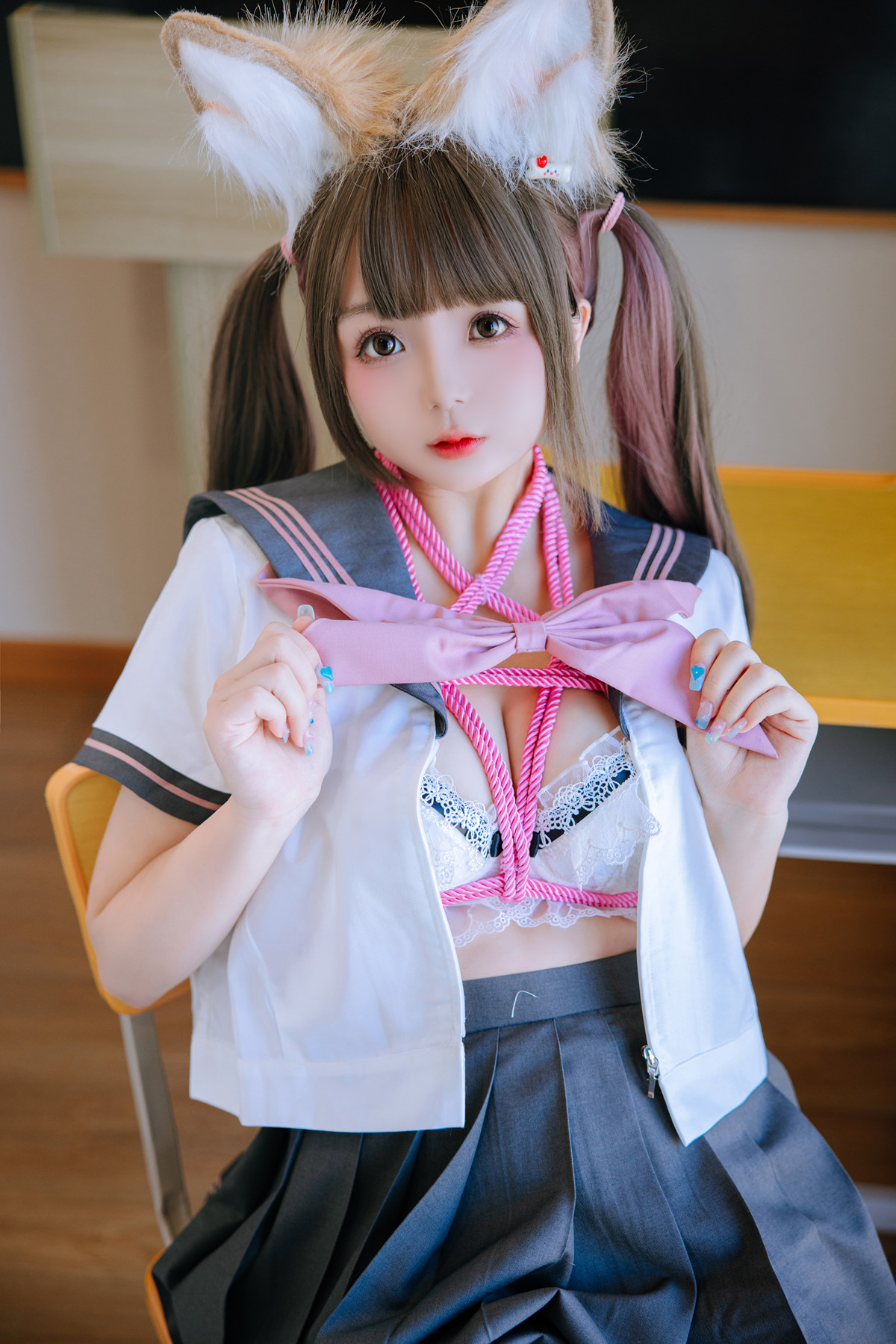 Cosplay Rinaijiao日奈娇 课桌捆绑 Set.01