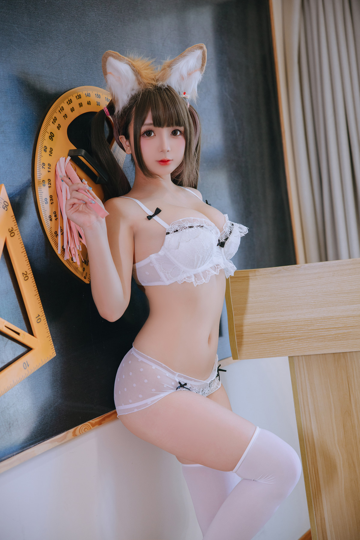 Cosplay Rinaijiao日奈娇 课桌捆绑 Set.01