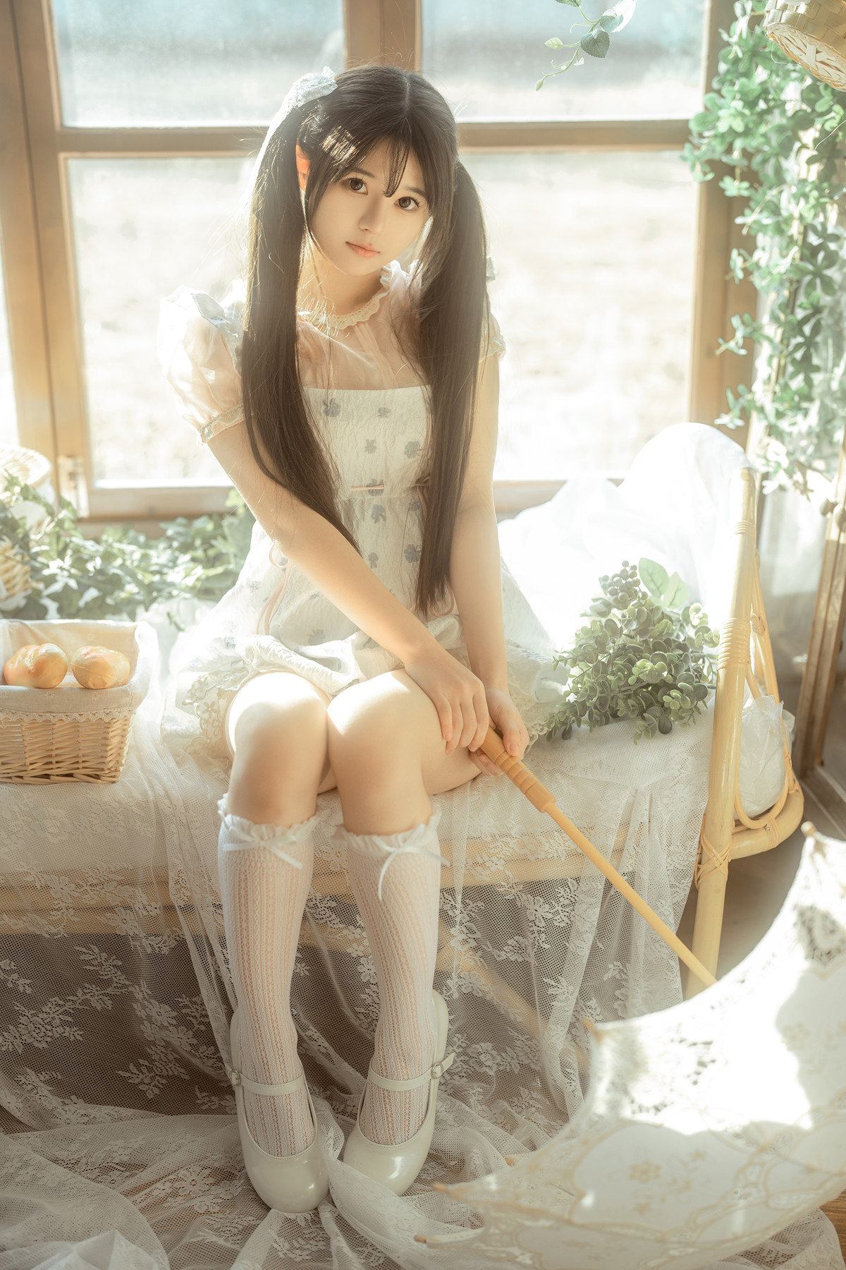 Cosplay Rua阮阮 花房 小裙子