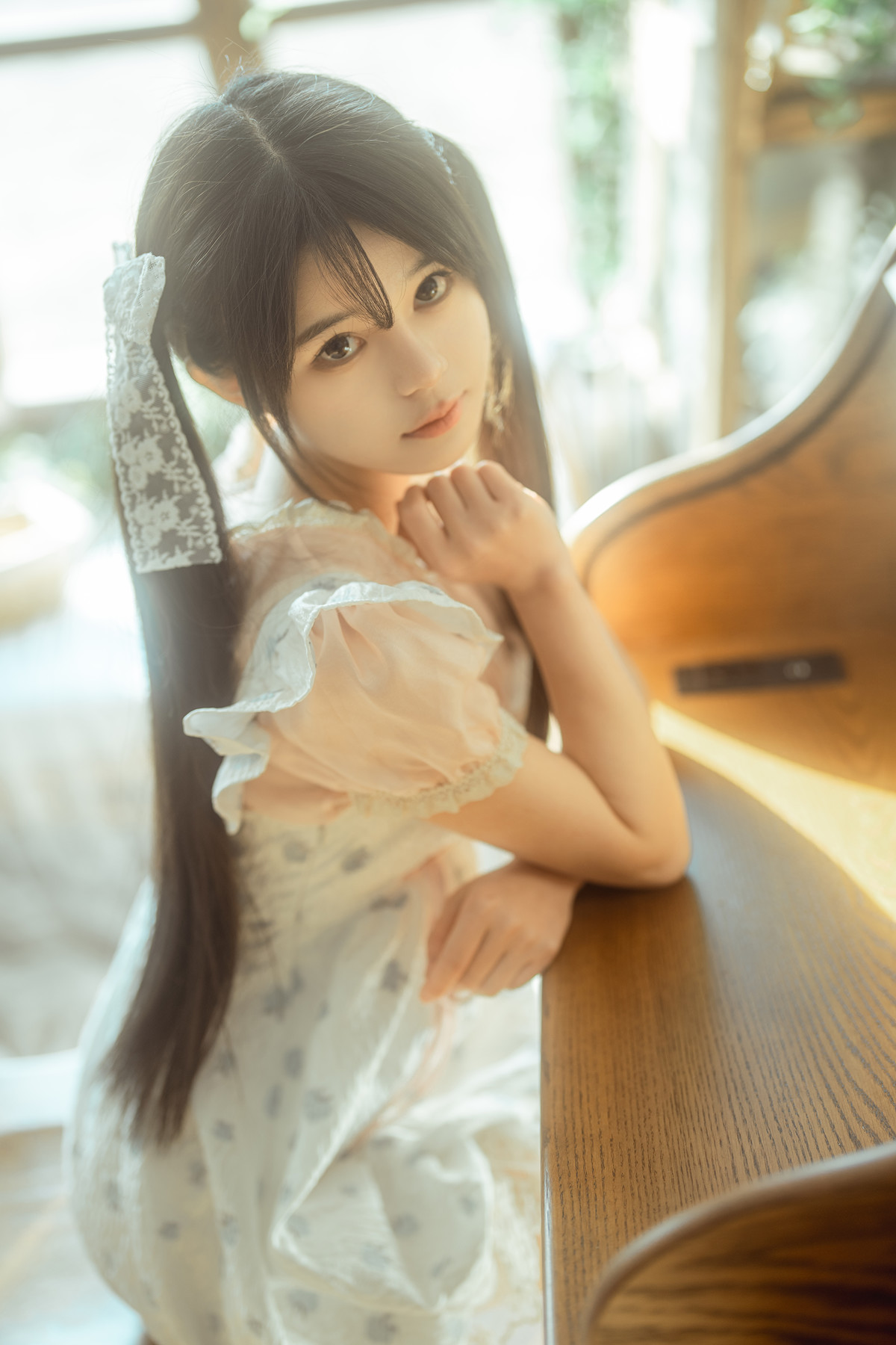 Cosplay Rua阮阮 花房 小裙子