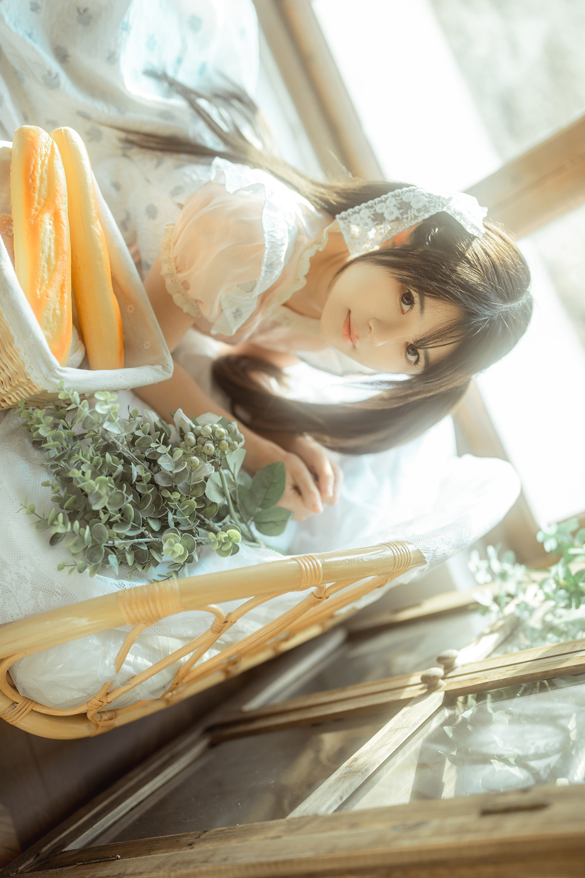 Cosplay Rua阮阮 花房 小裙子