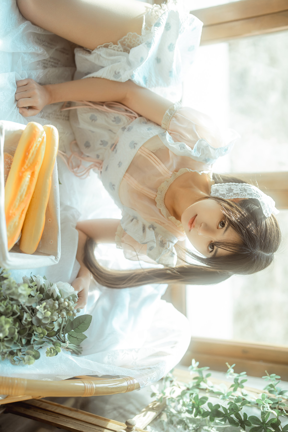 Cosplay Rua阮阮 花房 小裙子