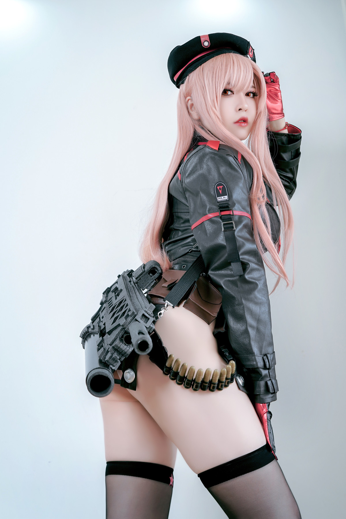 Cosplay 半半子Banbanko NIKKE 拉毗