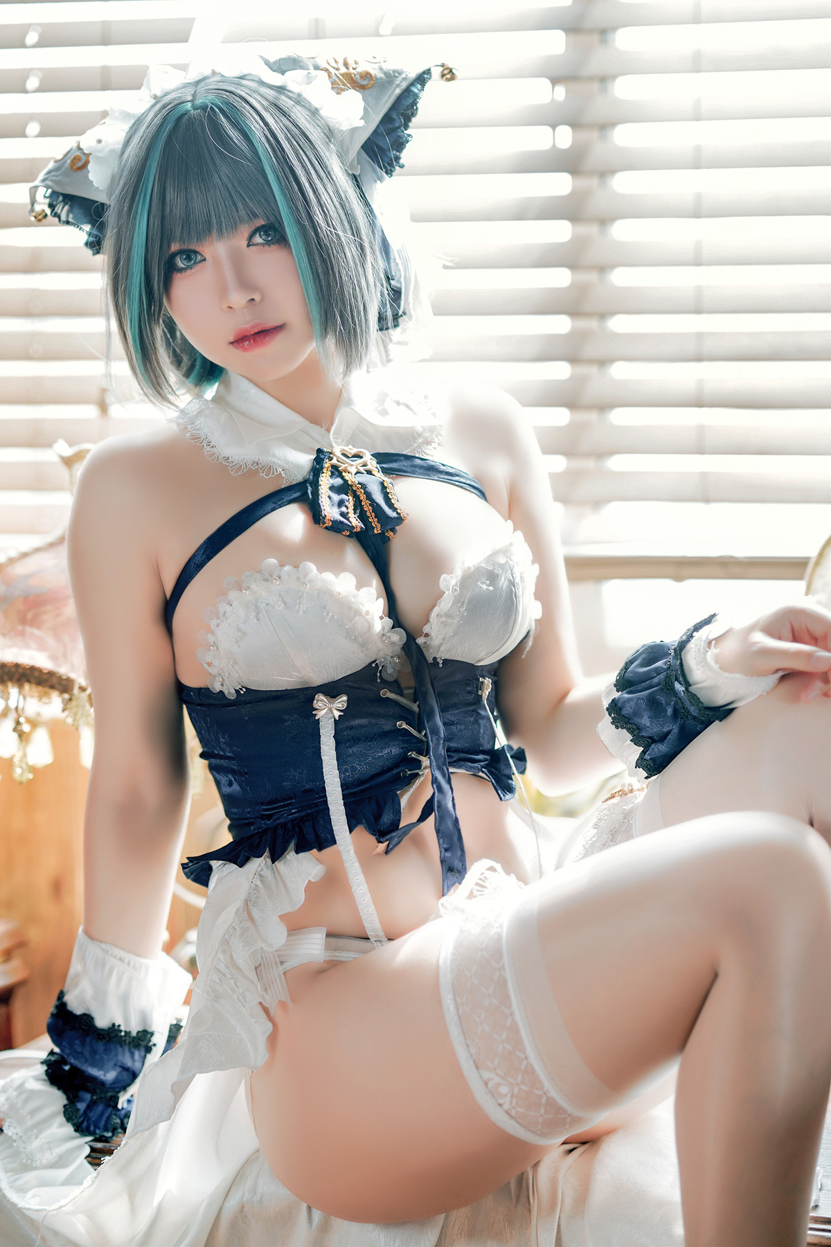 Cosplay 半半子Banbanko 碧蓝航线 柴郡抱枕