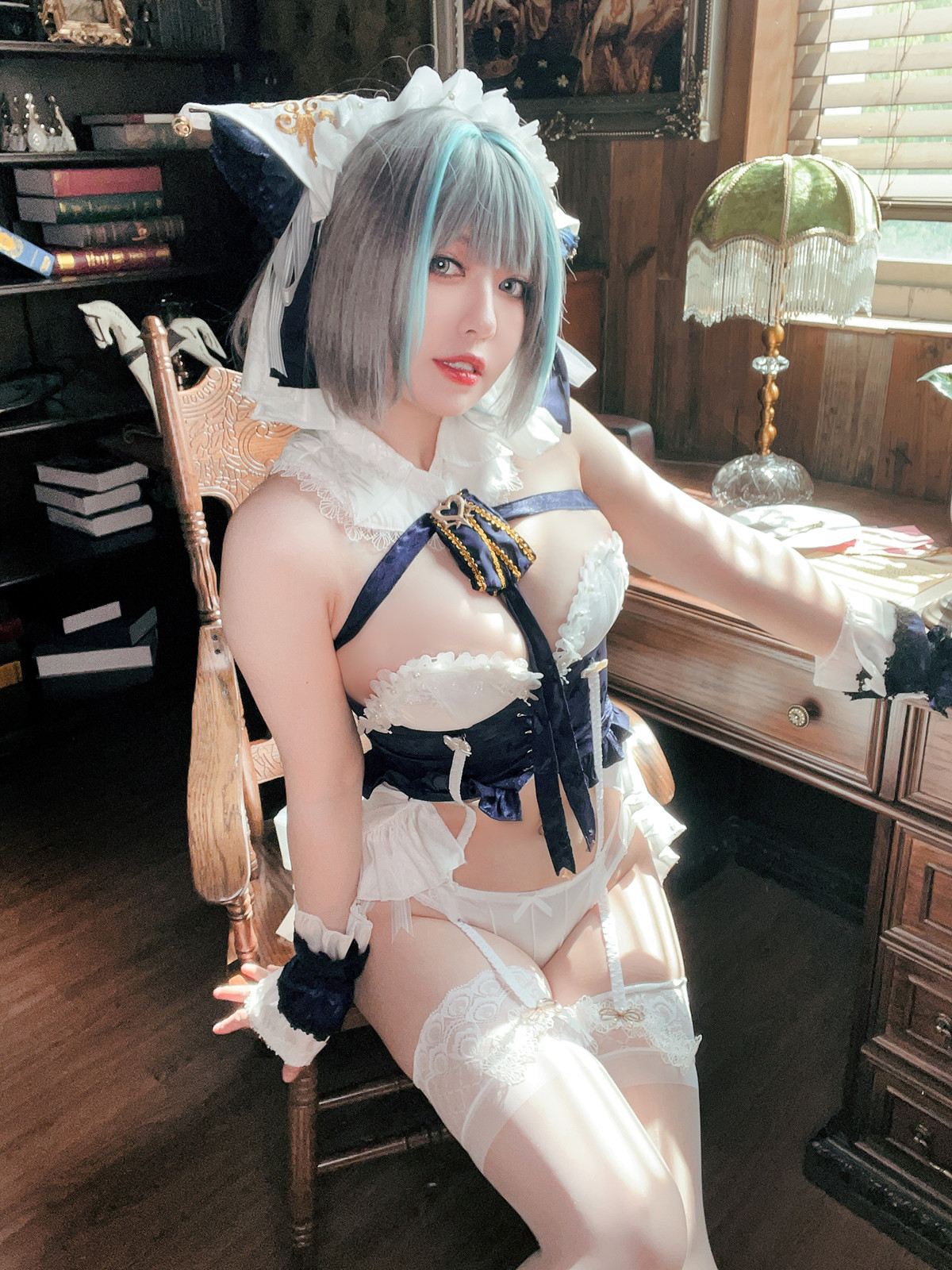 Cosplay 半半子Banbanko 碧蓝航线 柴郡抱枕