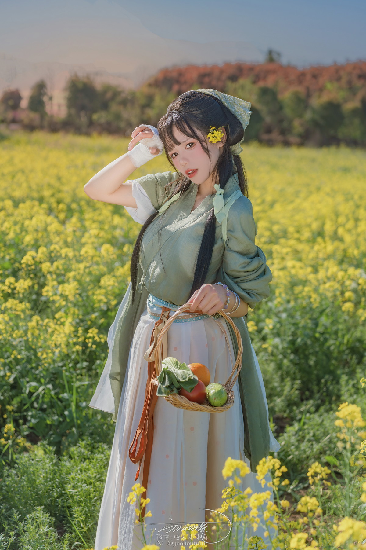 Cosplay 黏黏团子兔 田耕记