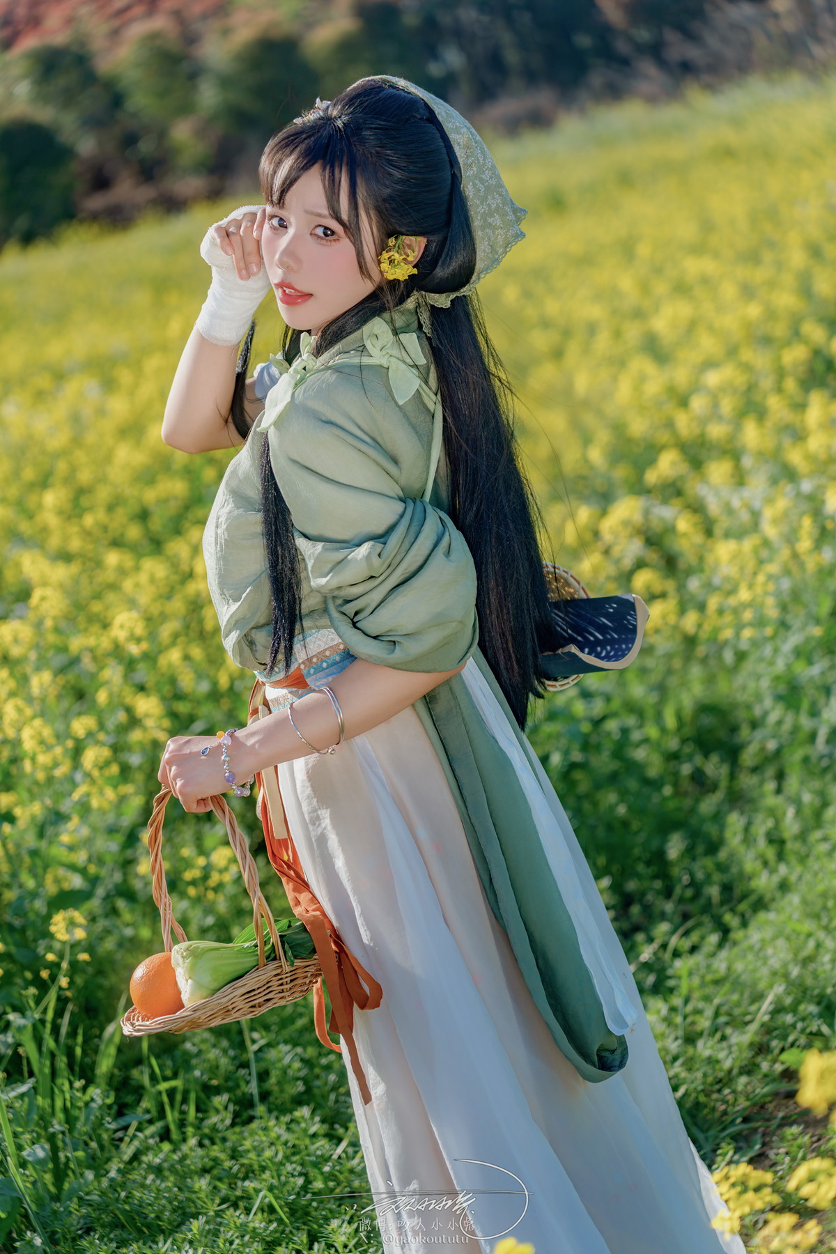 Cosplay 黏黏团子兔 田耕记