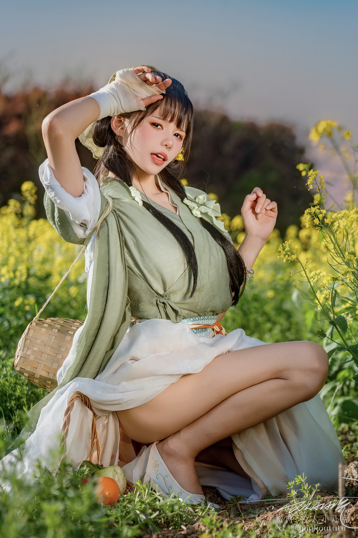 Cosplay 黏黏团子兔 田耕记