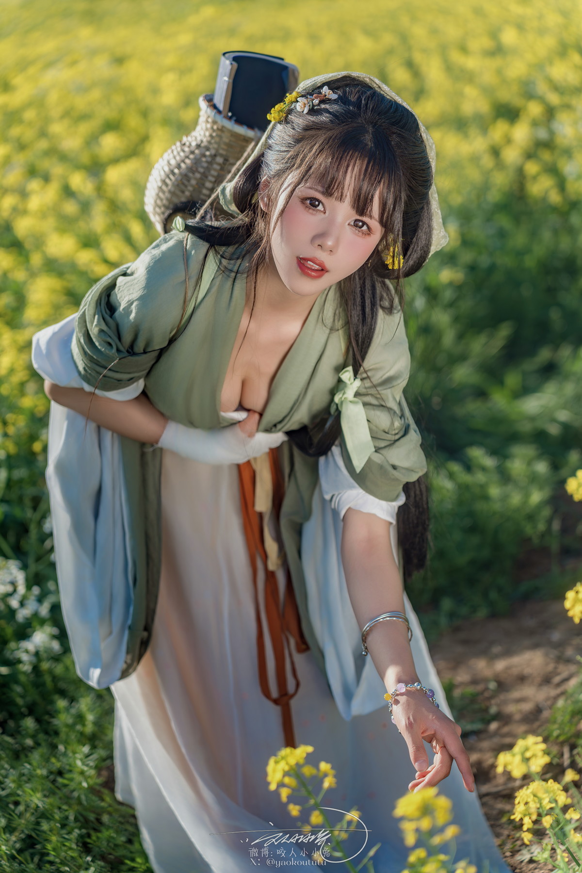 Cosplay 黏黏团子兔 田耕记