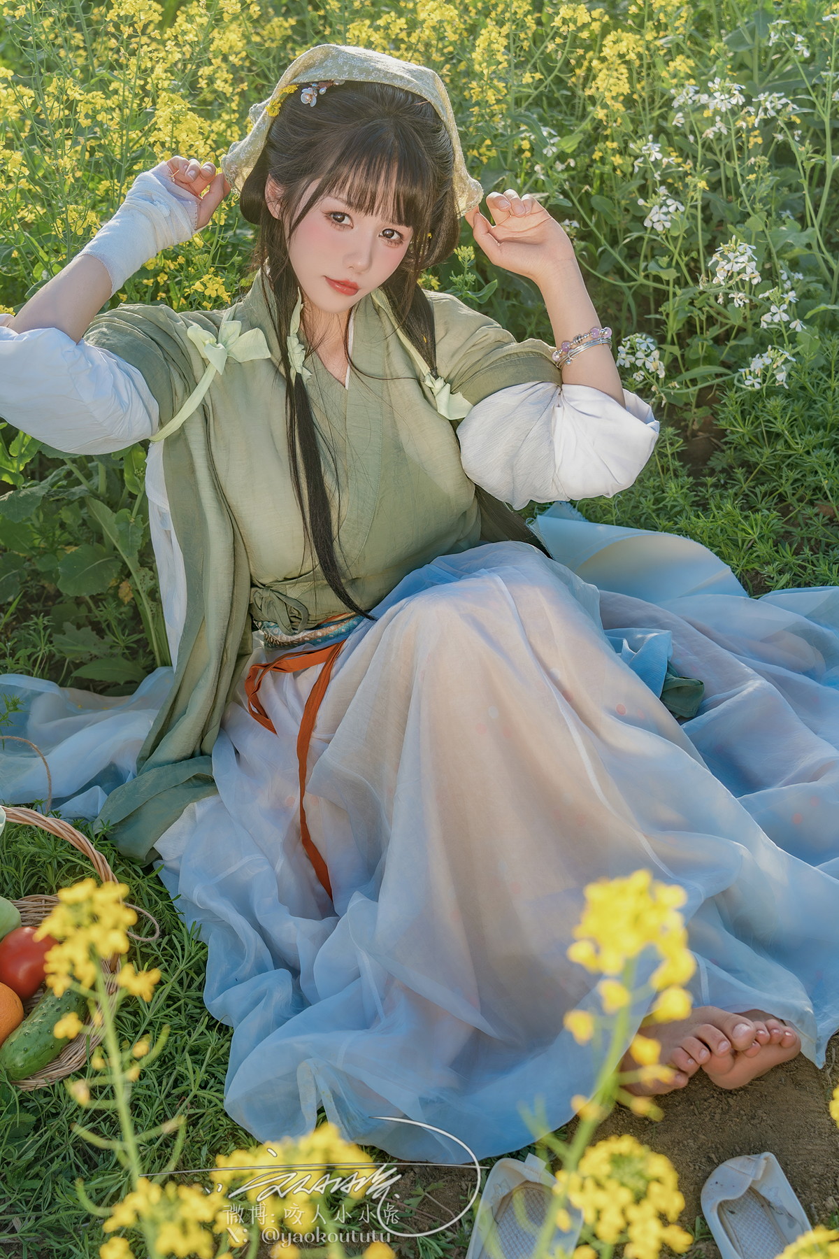 Cosplay 黏黏团子兔 田耕记