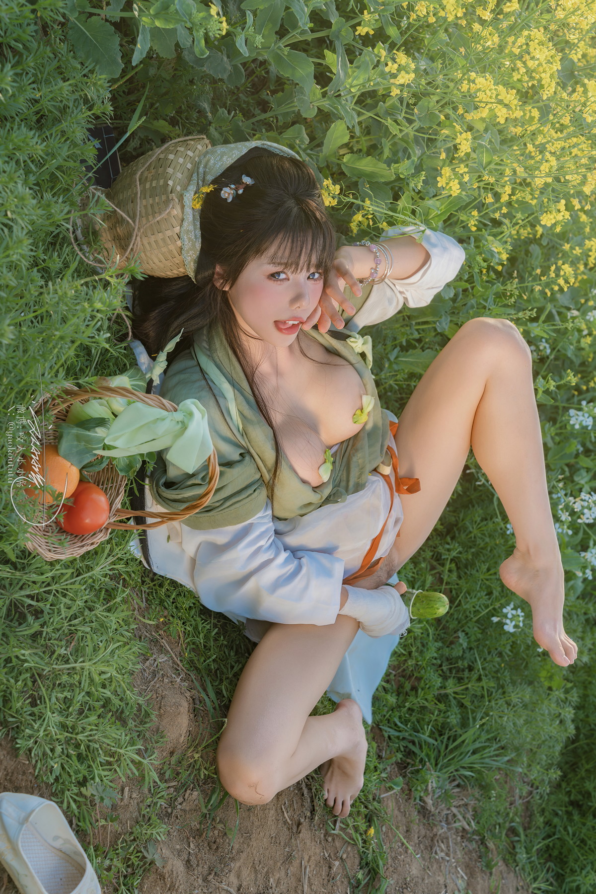 Cosplay 黏黏团子兔 田耕记