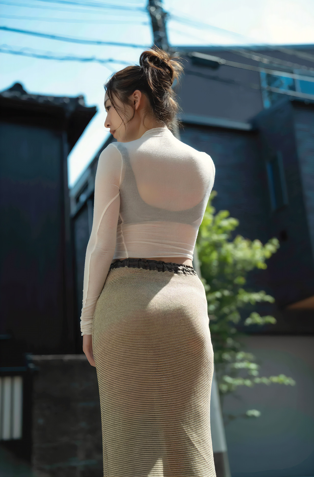 Haruka Miwa 三轮晴香, FRIDAY GOLD フライデーゴールド 梦のベッドイン