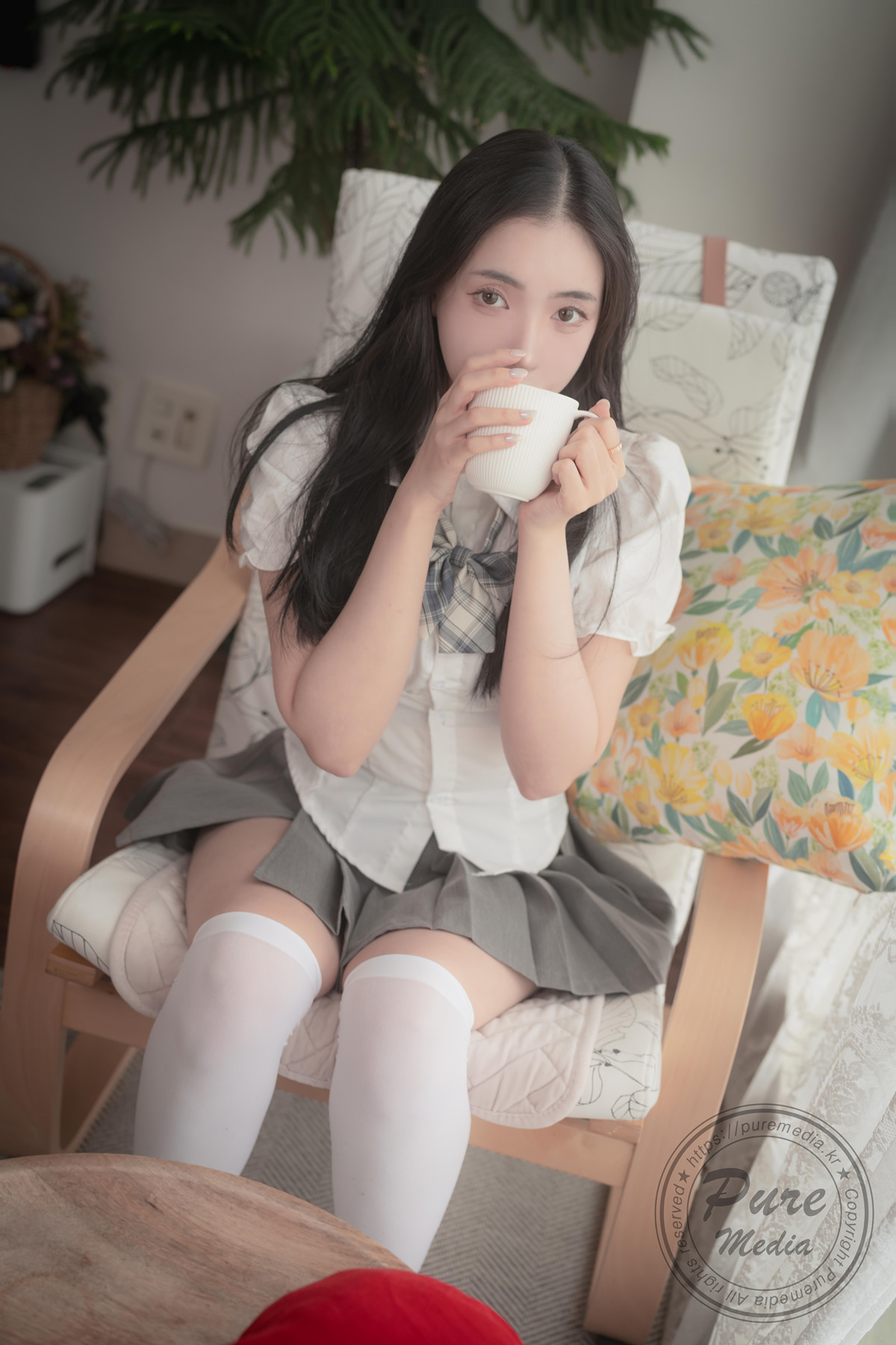 Mallang 말랑, PURE MEDIA Vol.288 ‘Moist Girl on Rainy Day’ Set.01