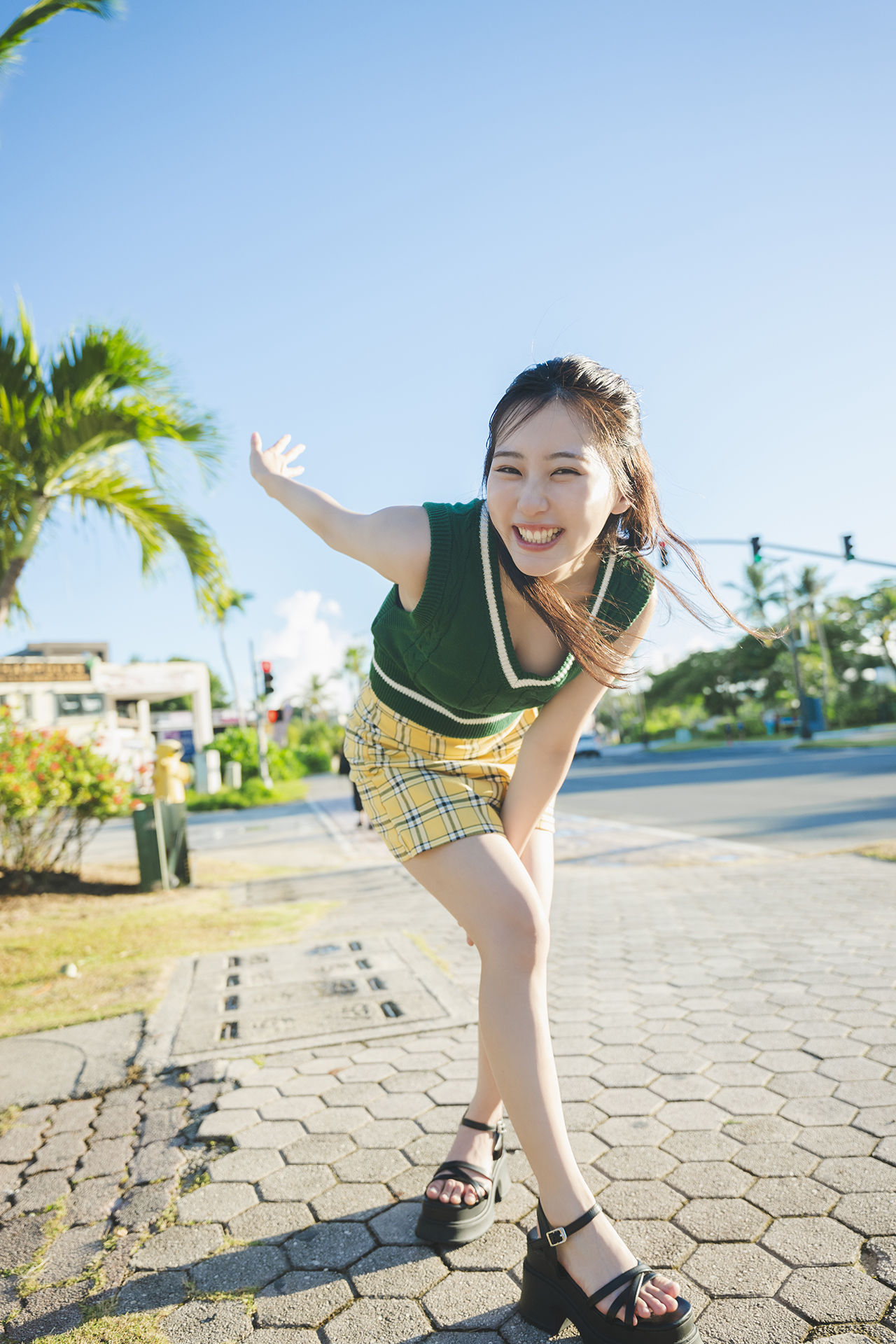 Miku Tanaka 田中美久, ヤングガンガンデジタル限定写真集 「いっしょに旅して。」 Set.01