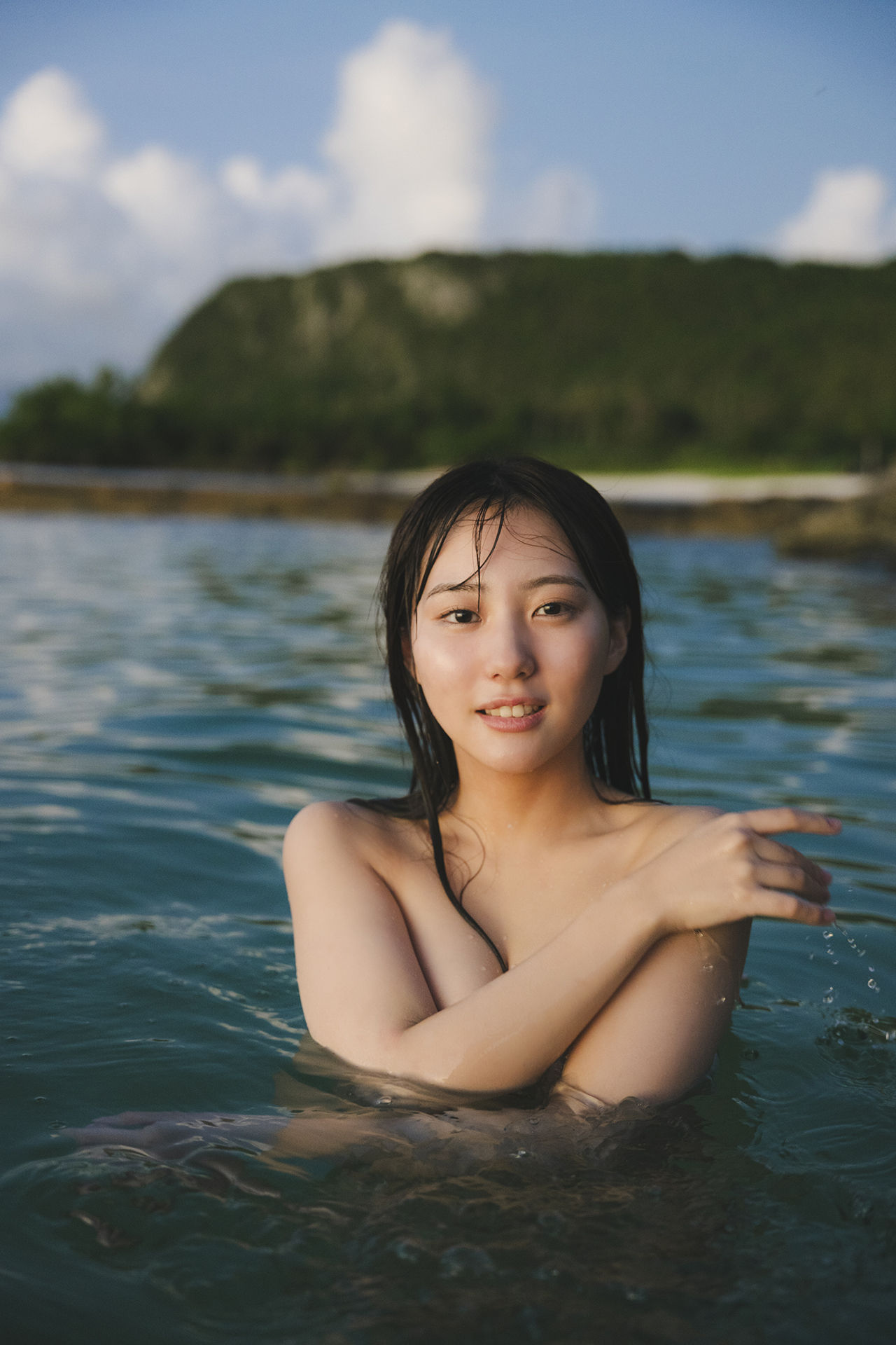 Miku Tanaka 田中美久, ヤングガンガンデジタル限定写真集 「いっしょに旅して。」 Set.02